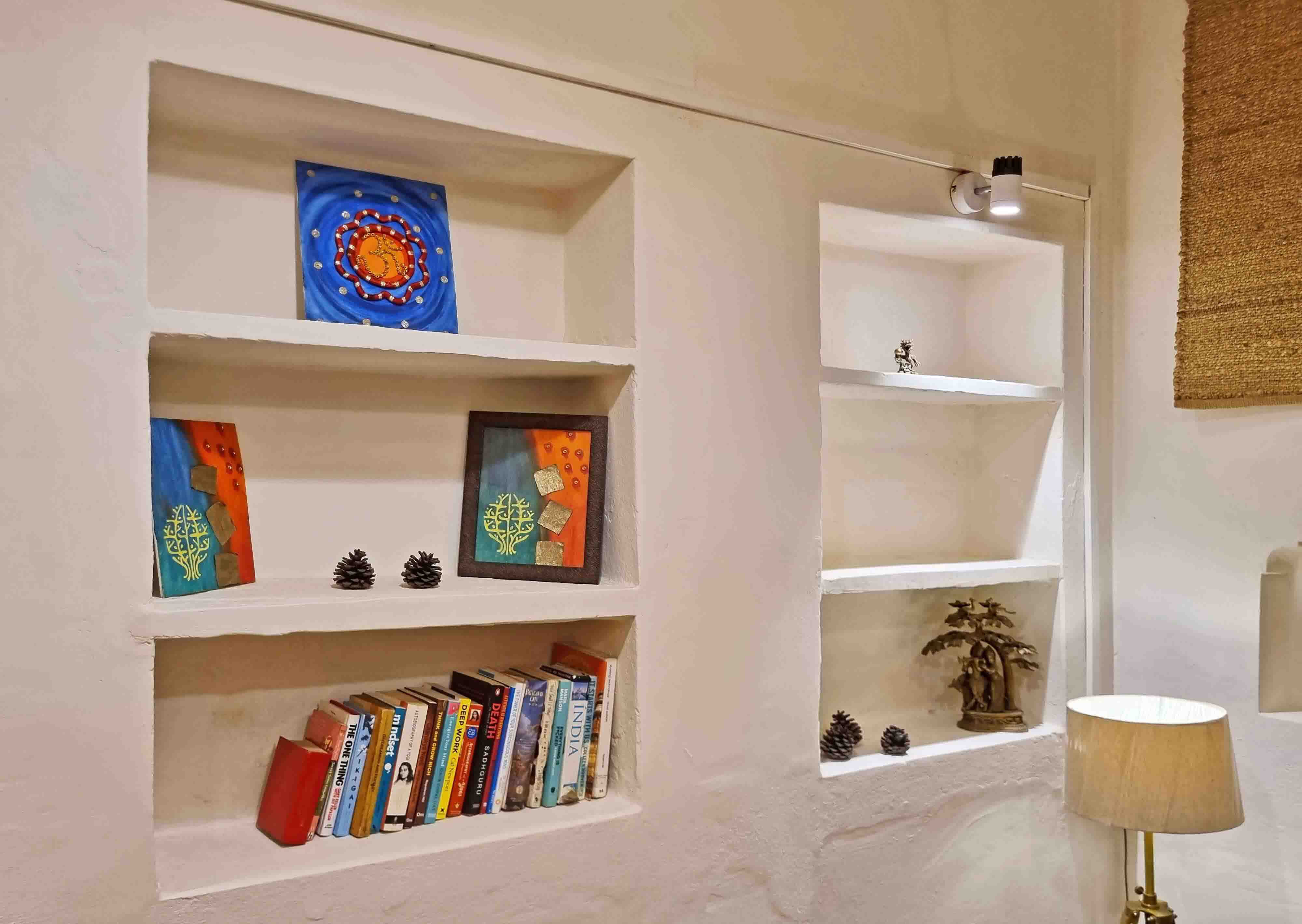 Bookshelf in Vintage homestay courtyard