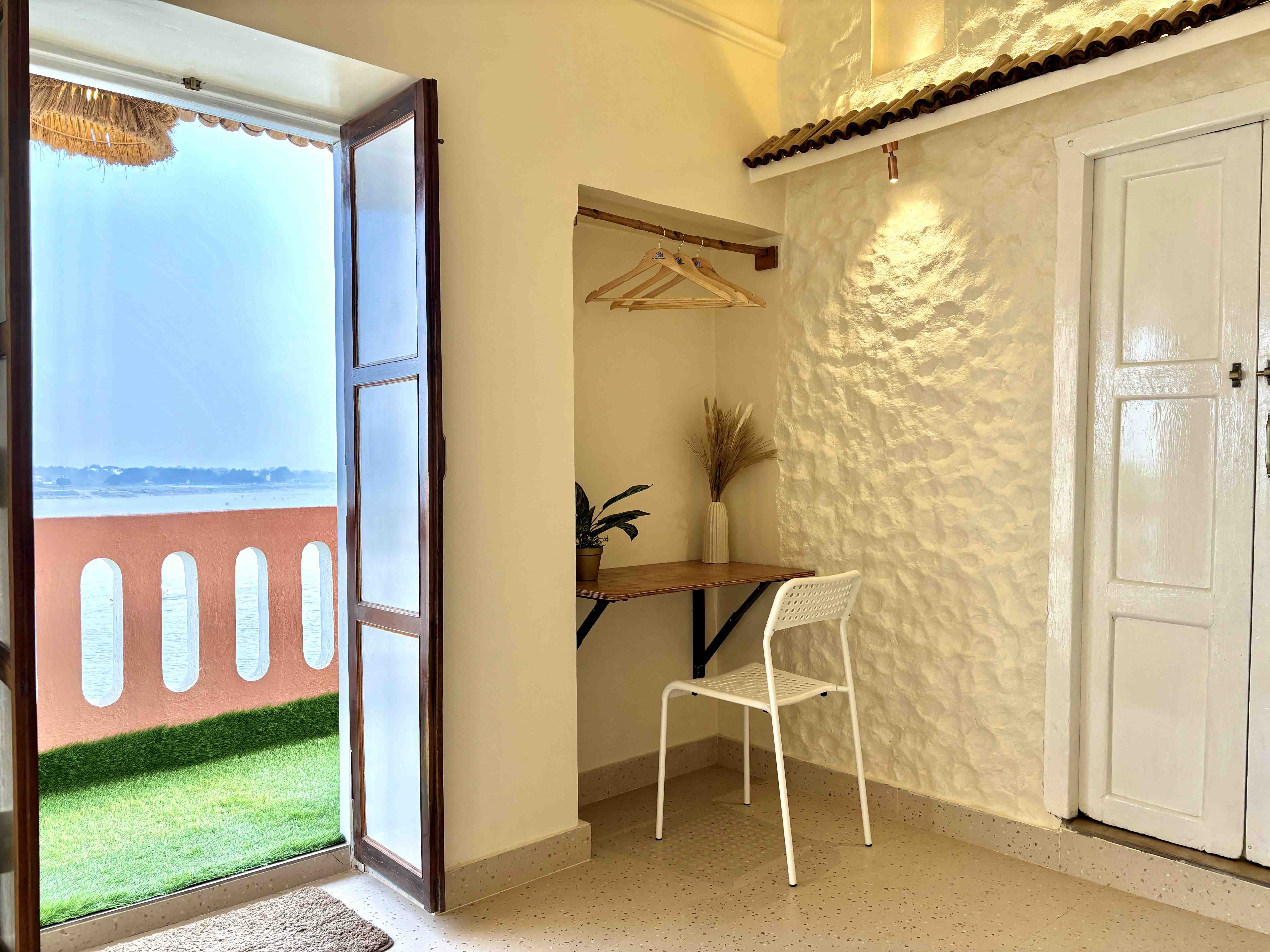 Riverfront Minimalist Room